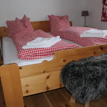 Erezsässhütte Lodge *