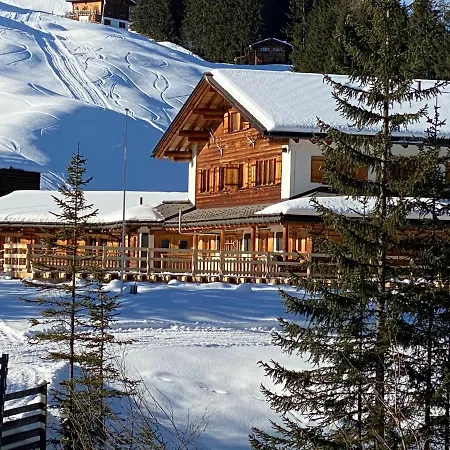 Erezsaesshuette Lodge *
