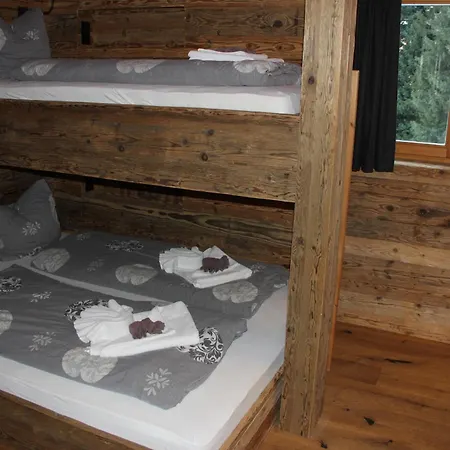 Erezsaesshuette Alojamento de Turismo Selvagem Klosters-Serneus