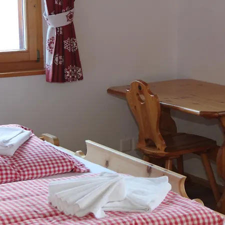 Erezsaesshuette Klosters