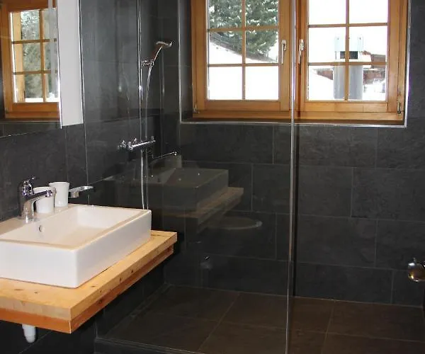 Erezsaesshuette * Klosters-Serneus