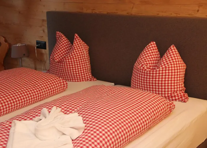 Alojamento de Turismo Selvagem Erezsaesshuette Klosters-Serneus