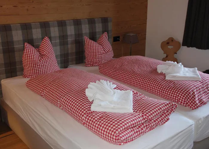 Erezsaesshuette 山林小屋 *