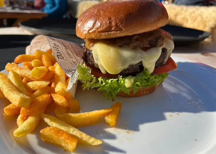 Orman Evi Erezsaesshuette *