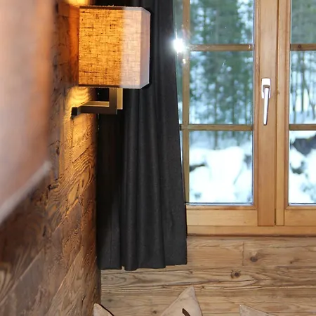 ロッジ Erezsaesshuette